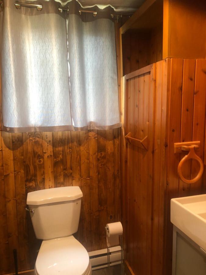 Chalets Les Chanterelles De Forillon L'Anse-au-Griffon Eksteriør billede
